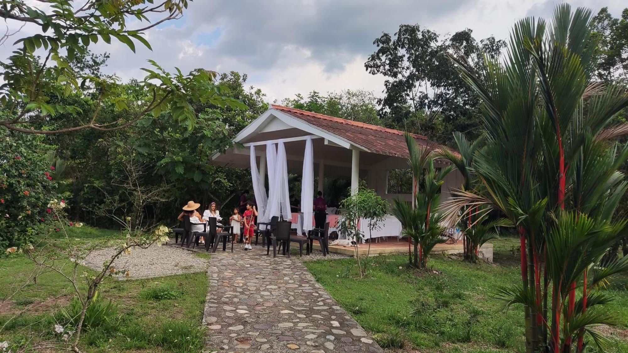 Hotel Campestre Mastranto Villavicencio Bagian luar foto