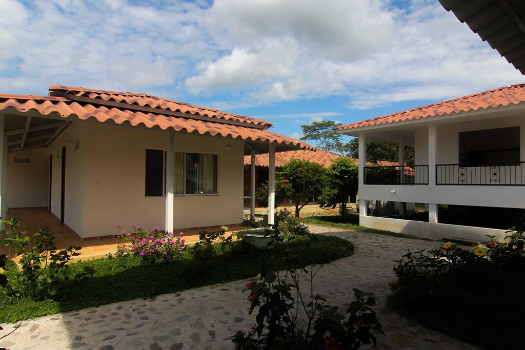 Hotel Campestre Mastranto Villavicencio Bagian luar foto